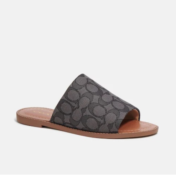 SOLD New in Box Coach Hazel Sandals in Signature Jacquard. - Picture 2 of 7